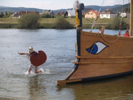 Argonauti prichádzajú VI